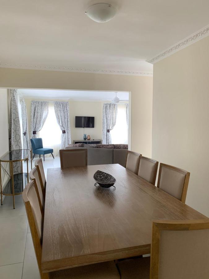 Bed and Breakfast Sea Breeze On 62 East London Exteriér fotografie